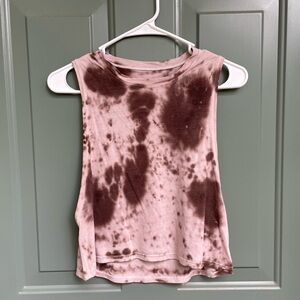 LuluLemon cropped tie dye tank top